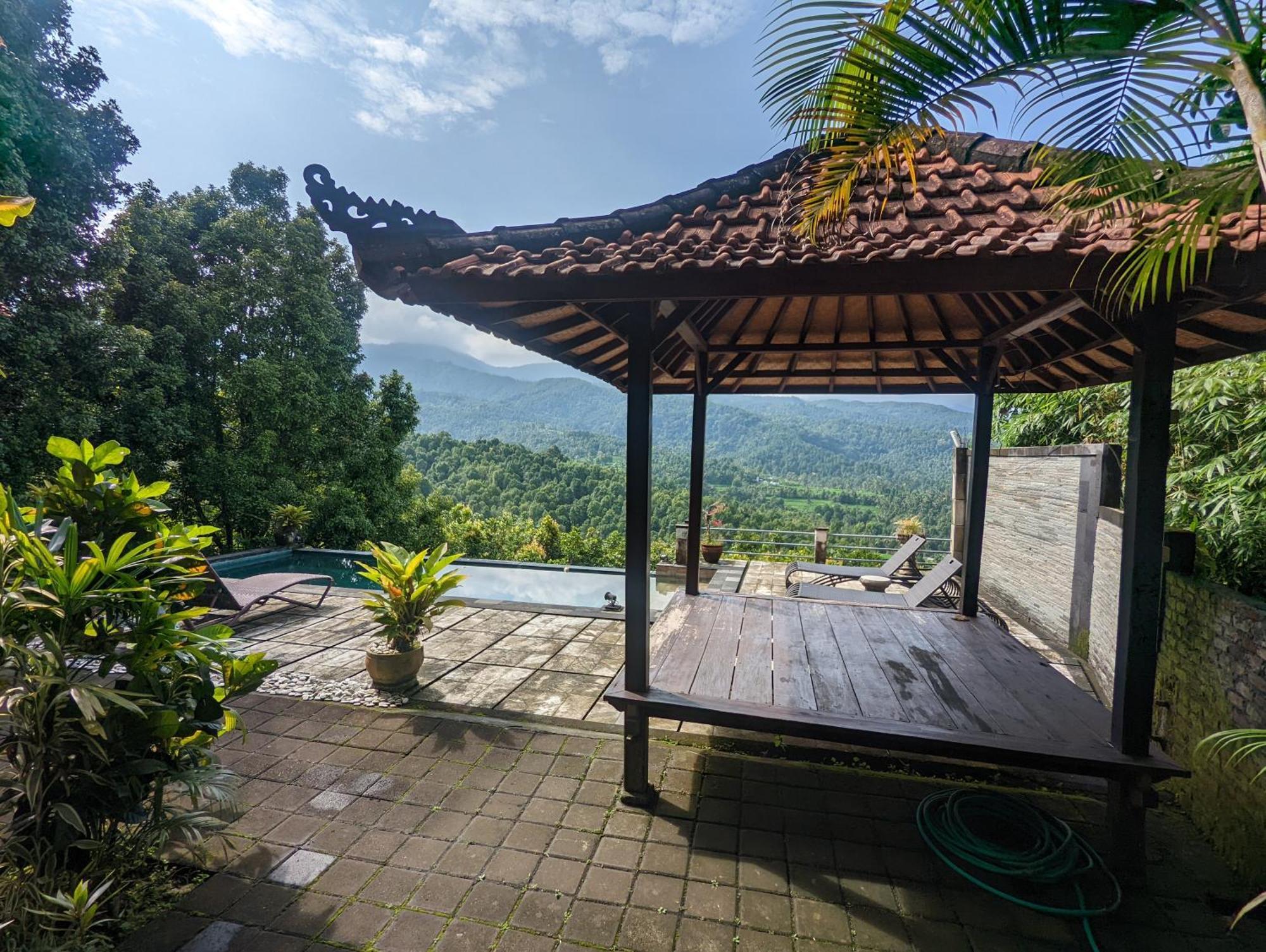 Bali Munduk Delux Bungalow Villa Singaraja Eksteriør billede